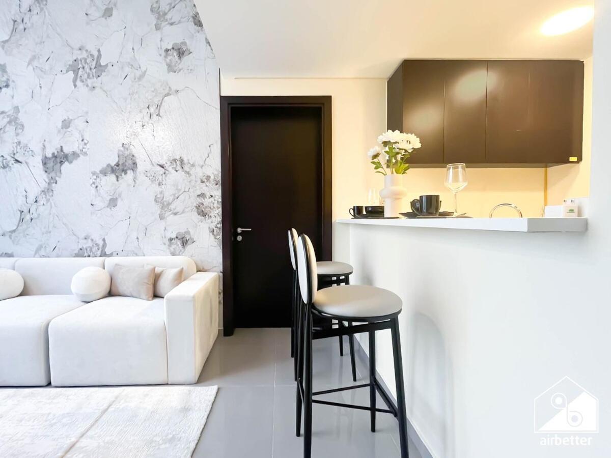 Luxury 2br In Merano Tower & Stunning Canal Views Apartment Dubai